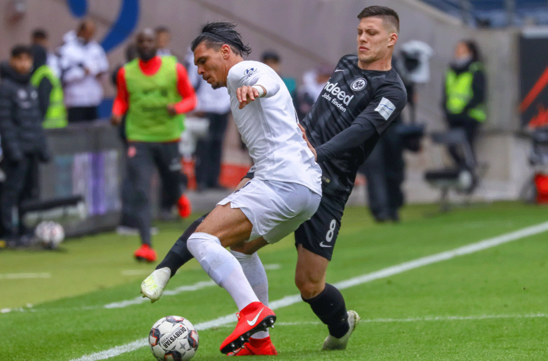 包含赛前法兰克福备战德国杯冲刺阶段金州勇士再遭质疑之后，新疆广汇再遭质疑的词条